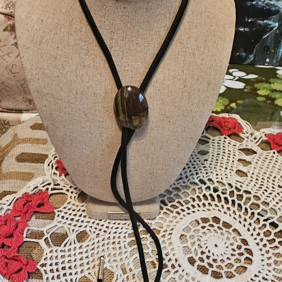 Vintage Stone Bolo Tie - Picture 2 of 2